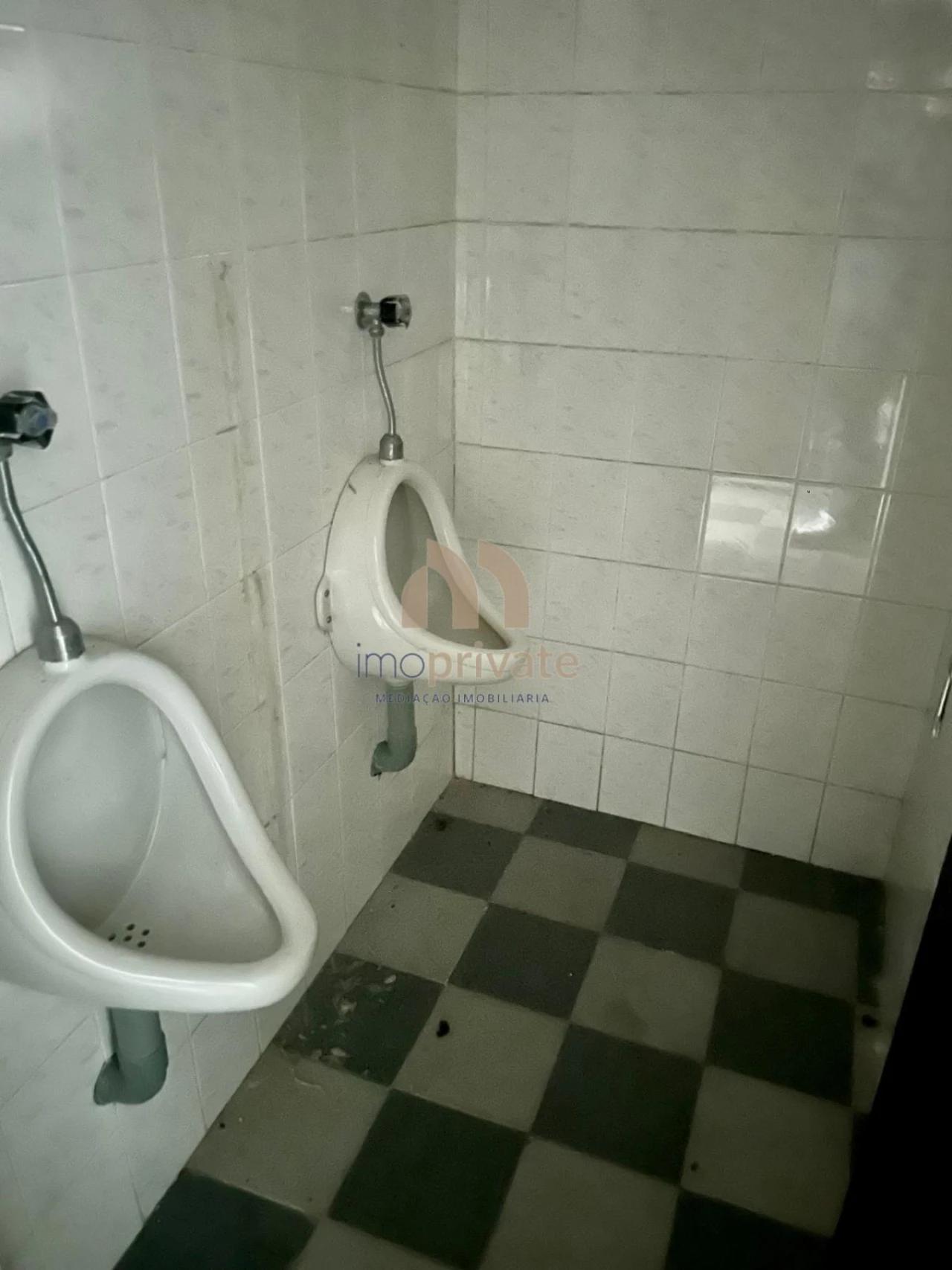 Armazém para Arrendamento em Santa Eulália Foto 7