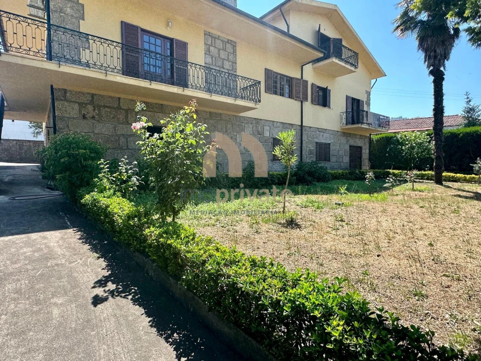 Armazém para Arrendamento em Santa Eulália Foto 8