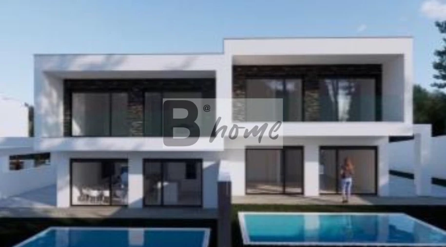 Moradia T4 para Venda em Amora Foto 2