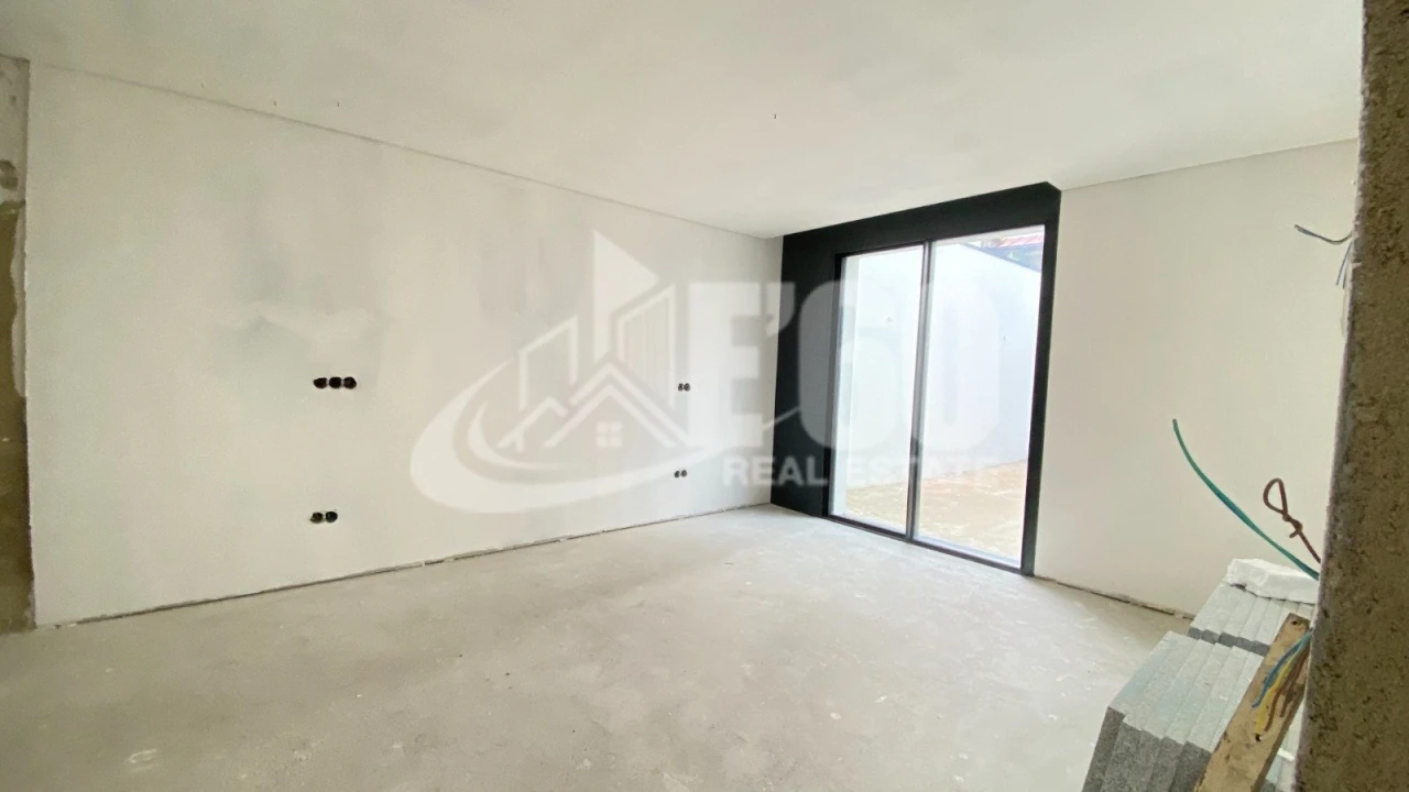 Apartamento T4 para Venda em Mafamude e Vilar do Paraíso Foto 19