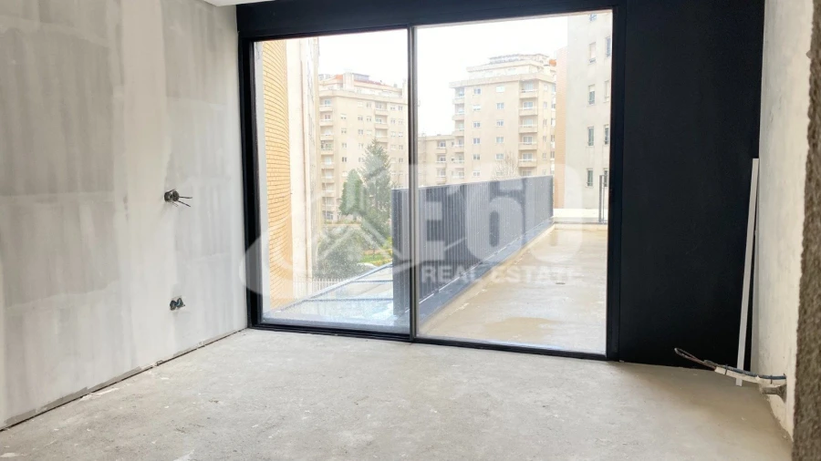 Apartamento T4 para Venda em Mafamude e Vilar do Paraíso Foto 13
