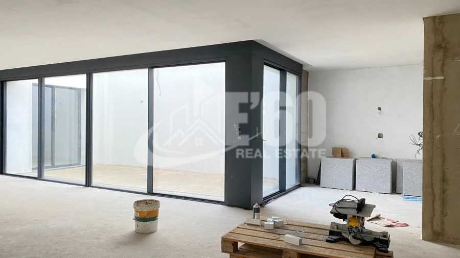 Apartamento T4 para Venda em Mafamude e Vilar do Paraíso Foto 4