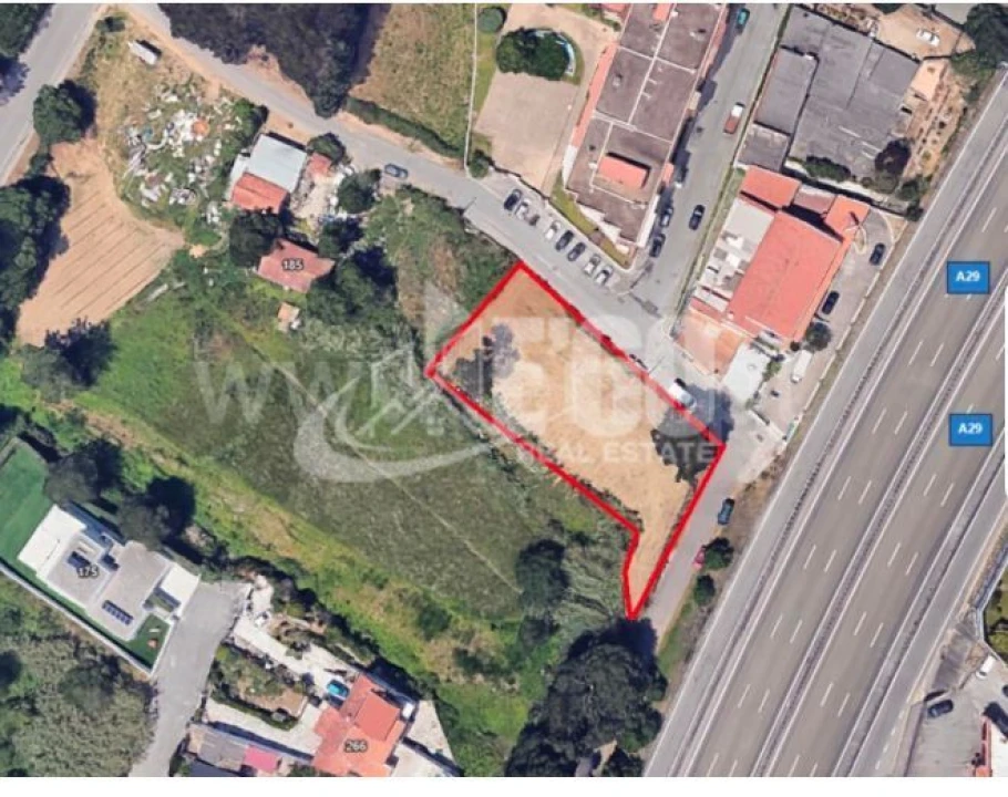 Terreno para Venda em Gulpilhares e Valadares Foto 1