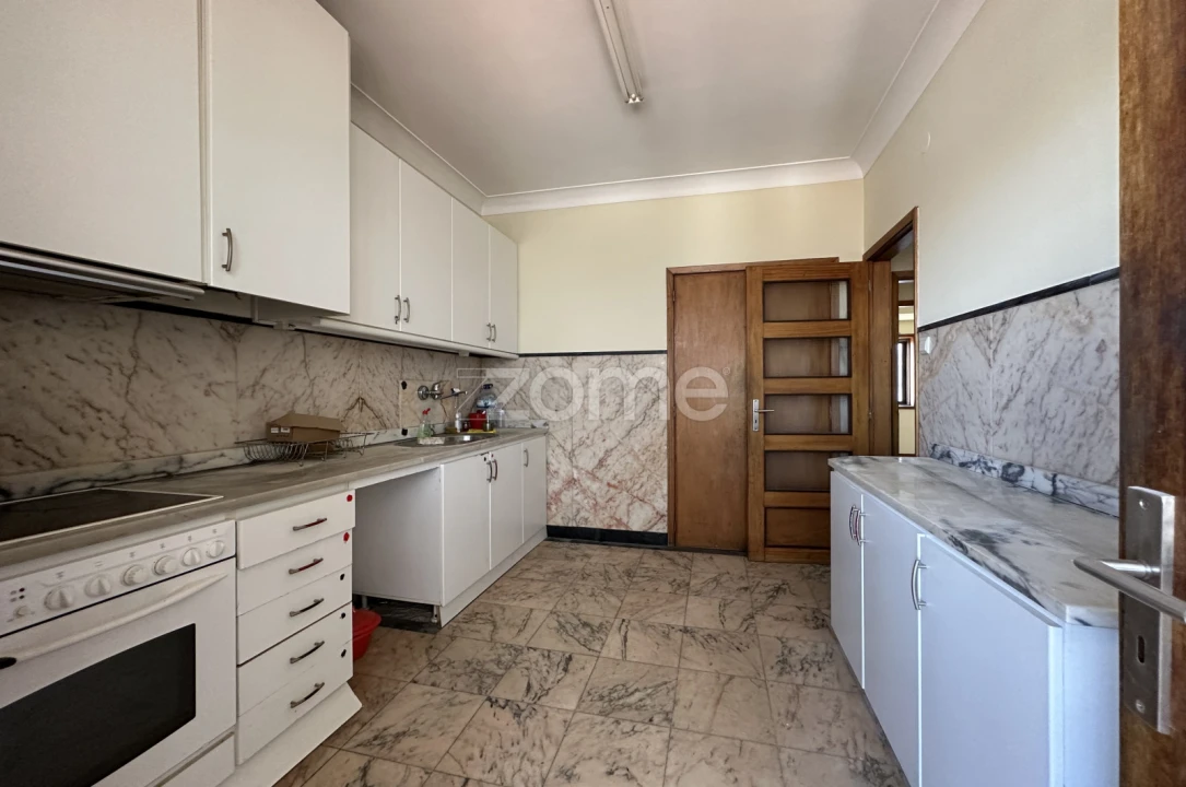 Apartamento T4 para Venda em Cedofeita, Santo Ildefonso, Sé, Miragaia, São Nicolau e Vitória Foto 18