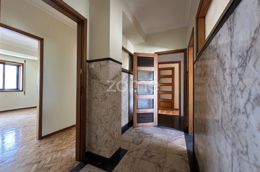Apartamento T4 para Venda em Cedofeita, Santo Ildefonso, Sé, Miragaia, São Nicolau e Vitória Foto 10