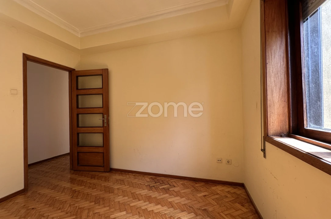 Apartamento T4 para Venda em Cedofeita, Santo Ildefonso, Sé, Miragaia, São Nicolau e Vitória Foto 32