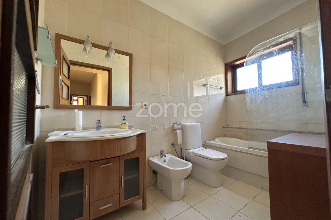 Apartamento T4 para Venda em Cedofeita, Santo Ildefonso, Sé, Miragaia, São Nicolau e Vitória Foto 33