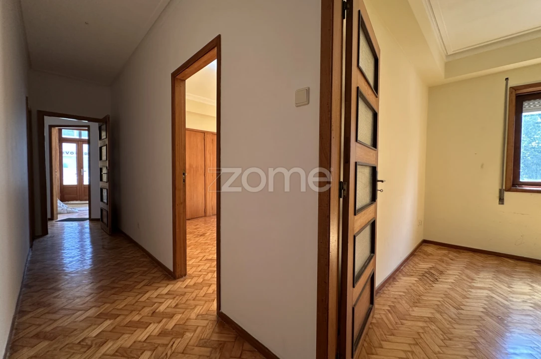 Apartamento T4 para Venda em Cedofeita, Santo Ildefonso, Sé, Miragaia, São Nicolau e Vitória Foto 30