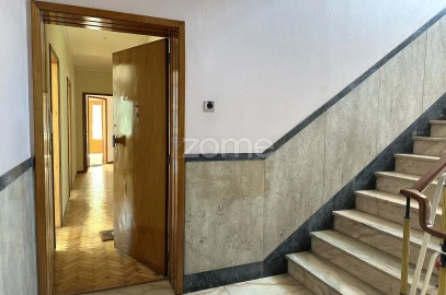 Apartamento T4 para Venda em Cedofeita, Santo Ildefonso, Sé, Miragaia, São Nicolau e Vitória