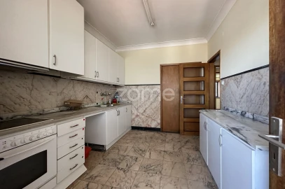 Apartamento T4 para Venda em Cedofeita, Santo Ildefonso, Sé, Miragaia, São Nicolau e Vitória