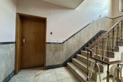 Apartamento T4 para Venda em Cedofeita, Santo Ildefonso, Sé, Miragaia, São Nicolau e Vitória