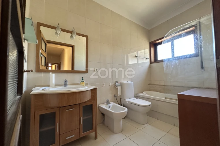 Apartamento T4 para Venda em Cedofeita, Santo Ildefonso, Sé, Miragaia, São Nicolau e Vitória Foto 33