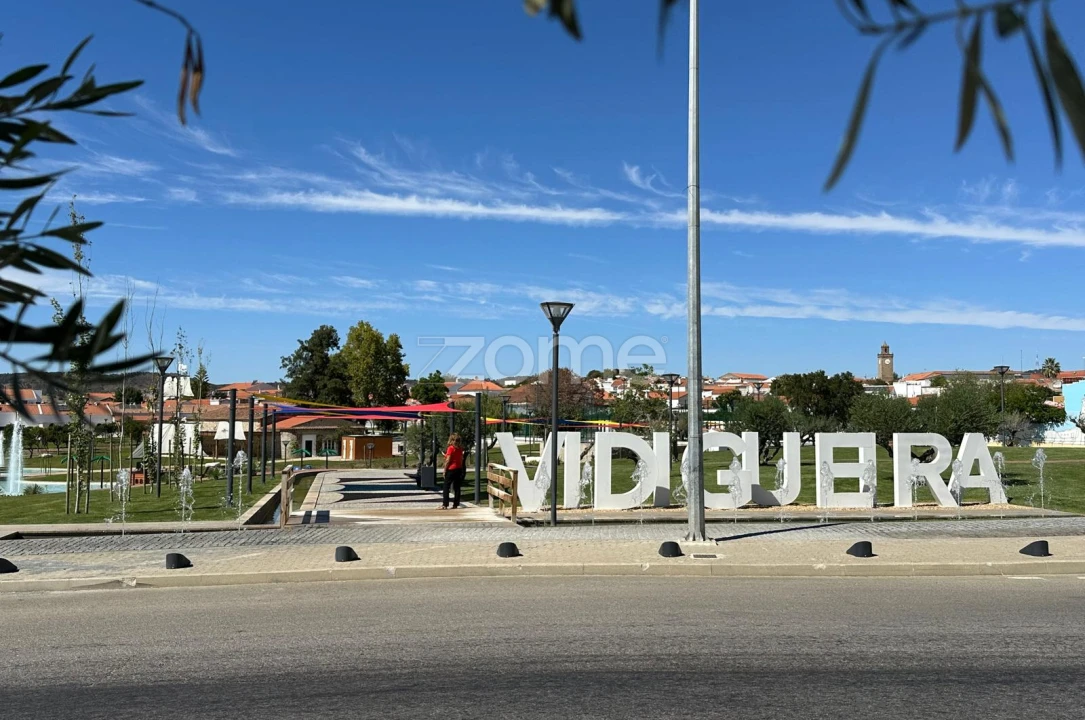 Moradia T7 para Venda em Vidigueira Foto 37
