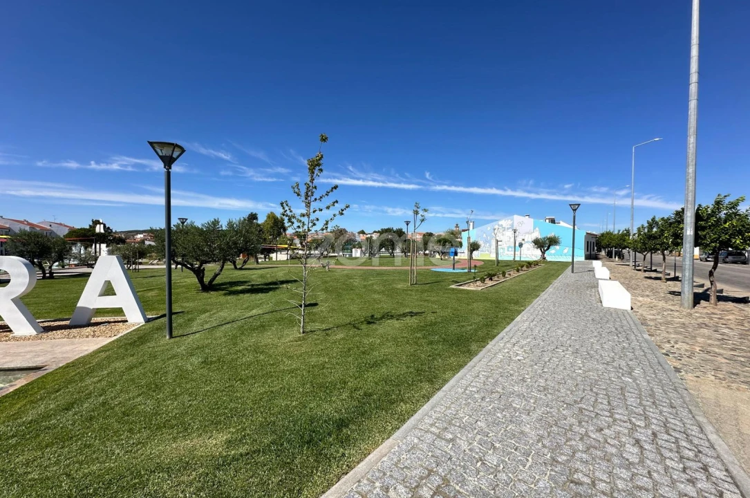 Moradia T7 para Venda em Vidigueira Foto 38