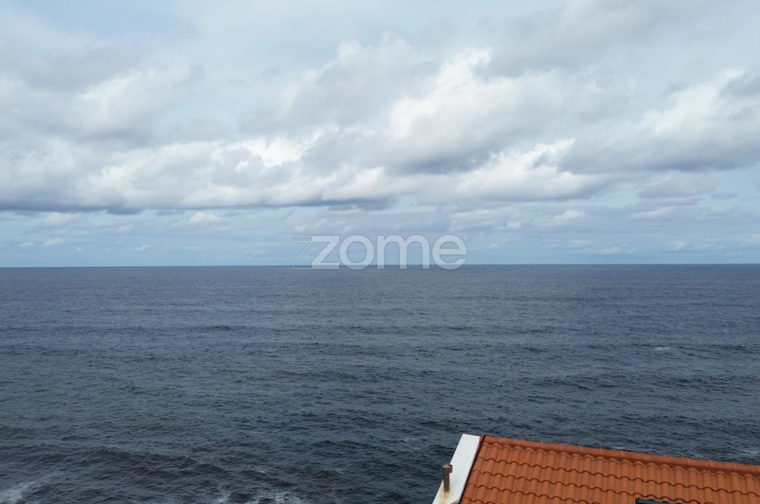 Moradia T2 para Venda em Fenais da Luz Foto 16