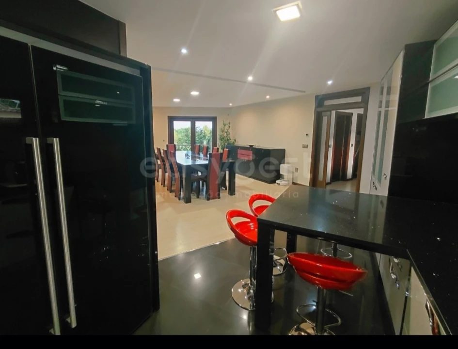 Moradia T4 para Venda em Baçal Foto 13