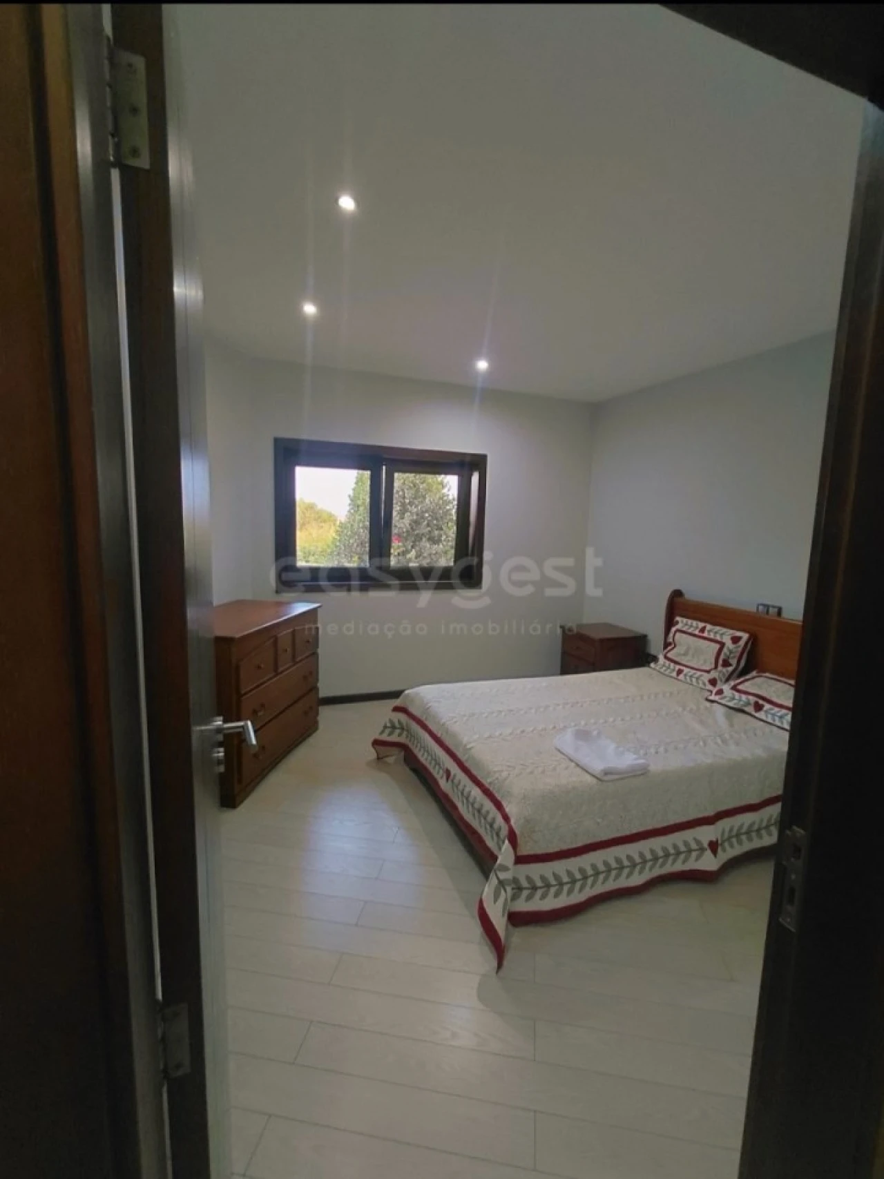 Moradia T4 para Venda em Baçal Foto 28