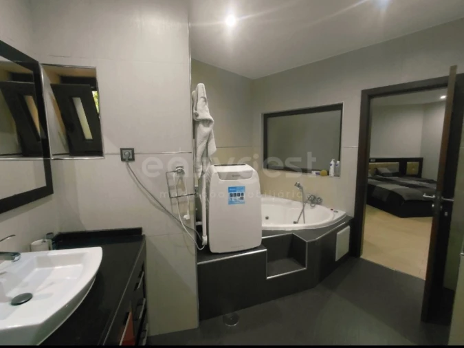 Moradia T4 para Venda em Baçal Foto 20