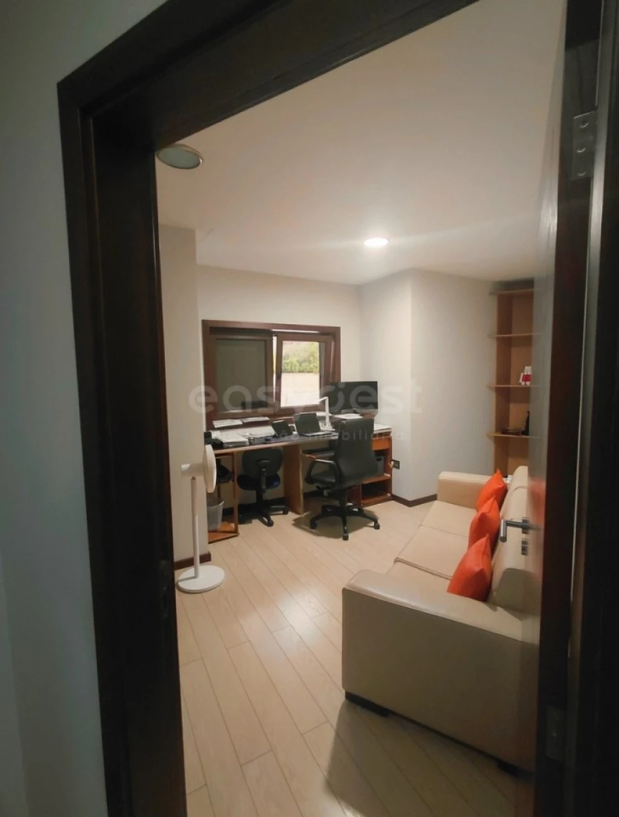 Moradia T4 para Venda em Baçal Foto 31