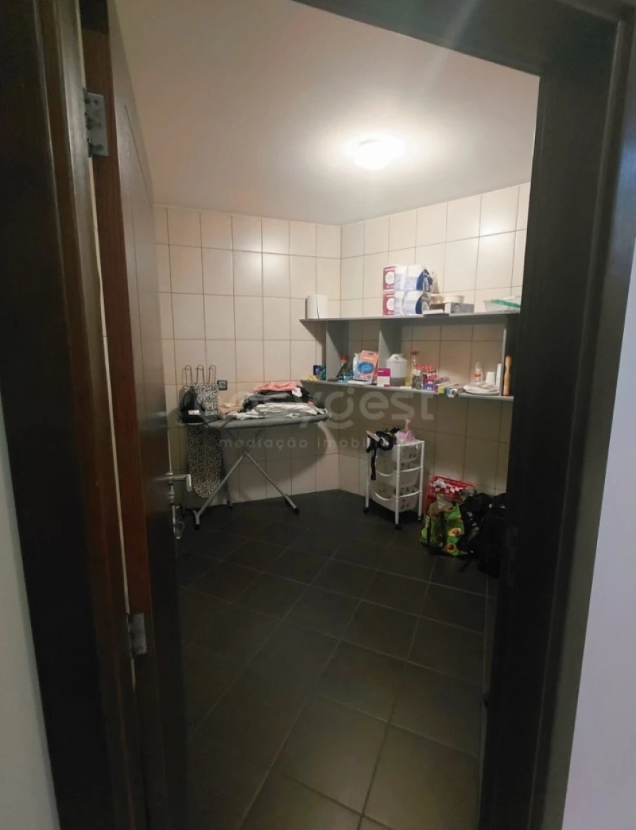 Moradia T4 para Venda em Baçal Foto 34