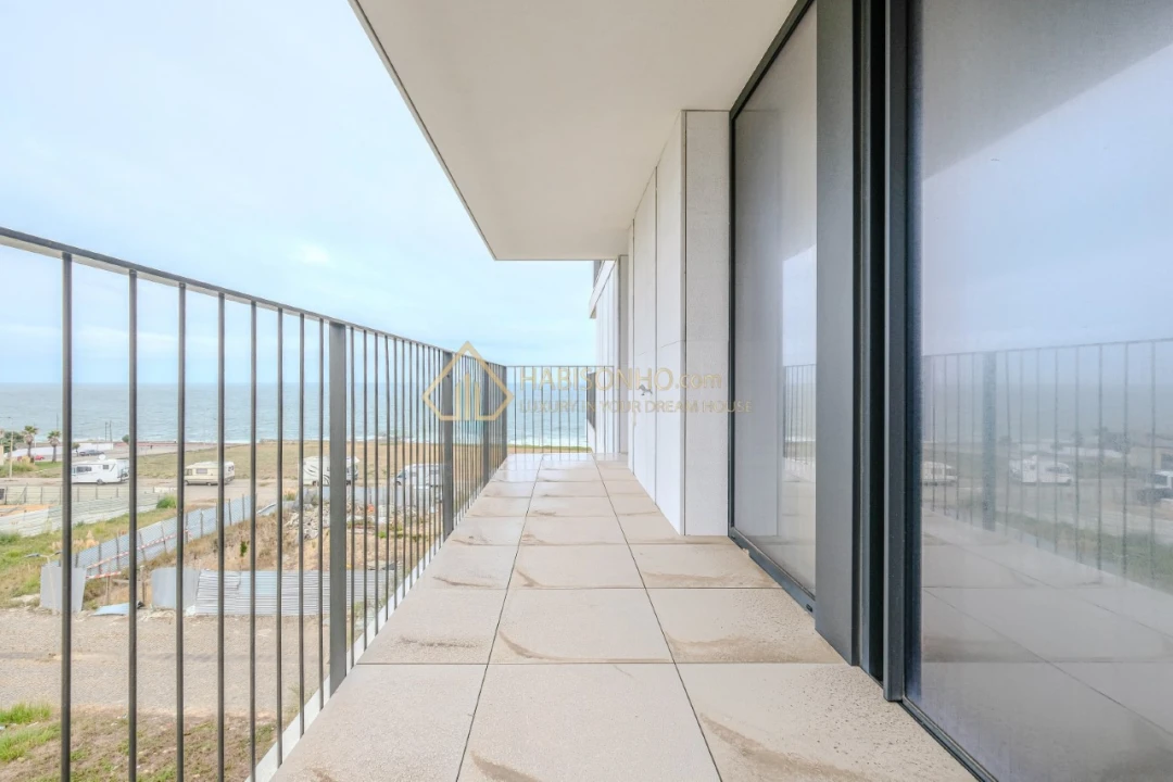 Apartamento T3 para Venda em Canidelo Foto 32