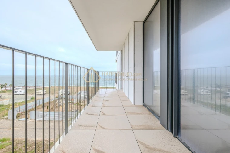 Apartamento T3 para Venda em Canidelo Foto 32