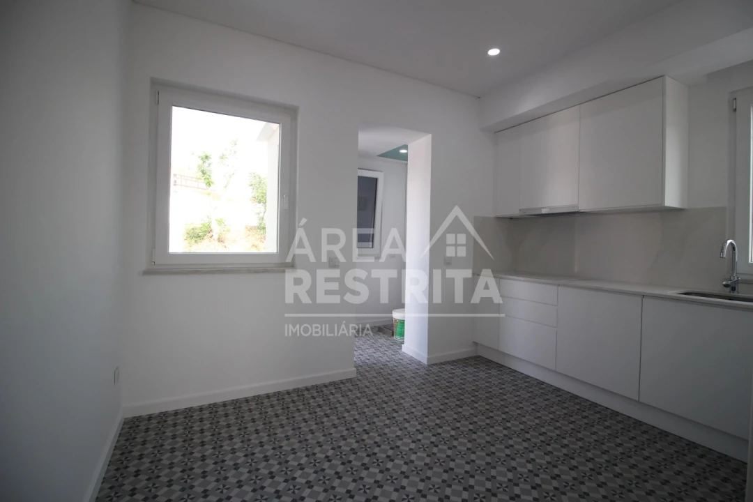 Moradia T3 para Venda em Seixal, Arrentela e Aldeia de Paio Pires Foto 2