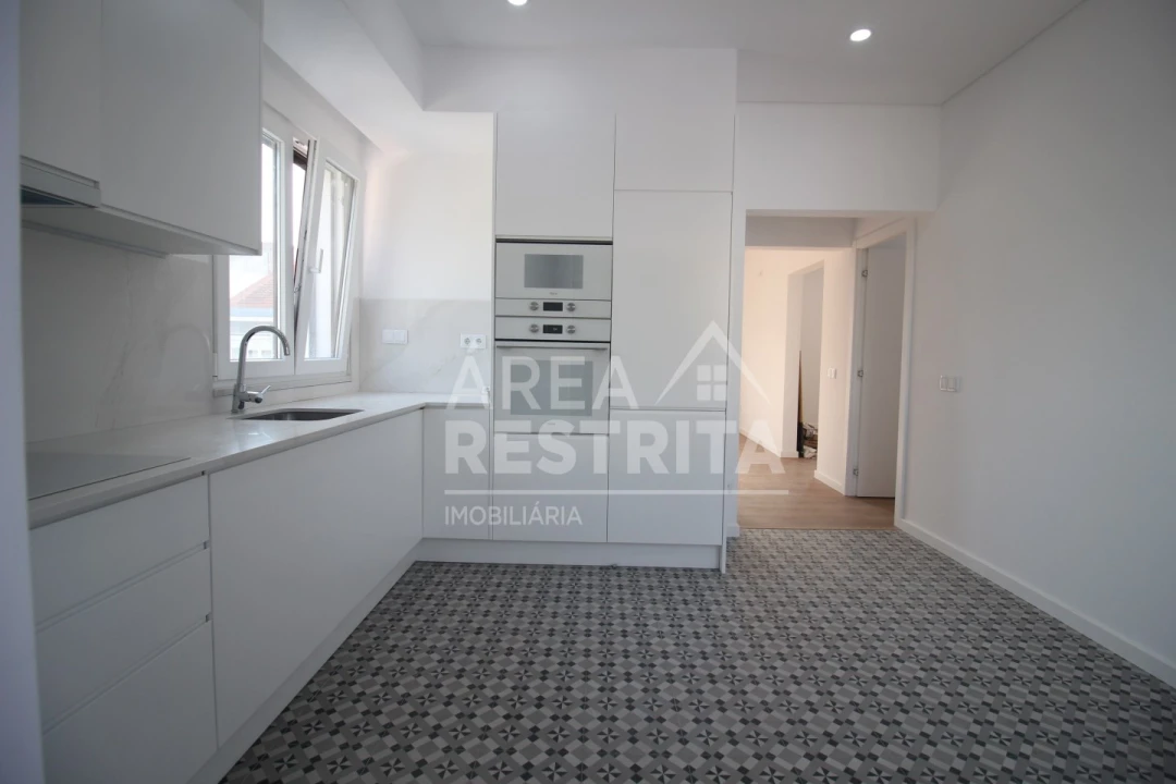 Moradia T3 para Venda em Seixal, Arrentela e Aldeia de Paio Pires Foto 4