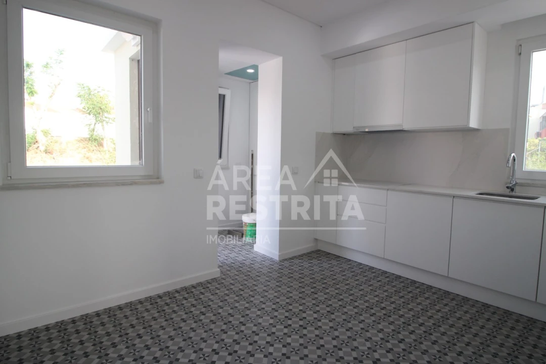 Moradia T3 para Venda em Seixal, Arrentela e Aldeia de Paio Pires Foto 5