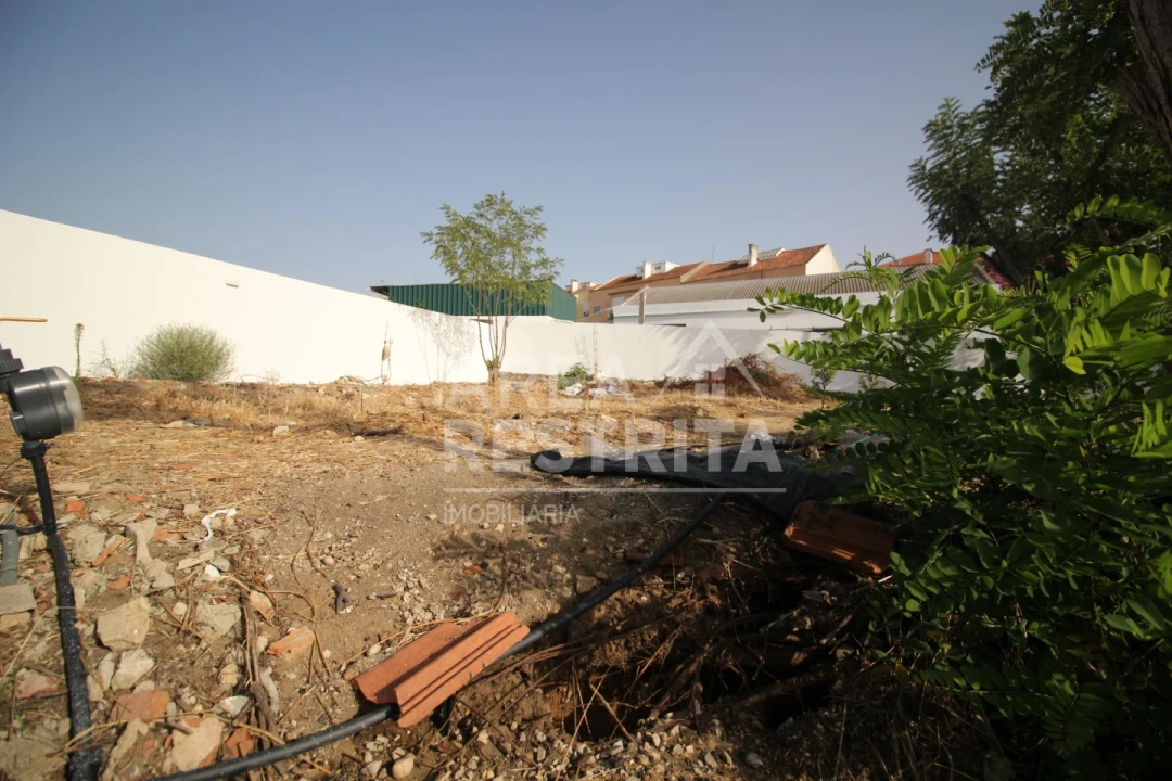 Moradia T3 para Venda em Seixal, Arrentela e Aldeia de Paio Pires Foto 24