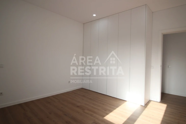 Moradia T3 para Venda em Seixal, Arrentela e Aldeia de Paio Pires Foto 15