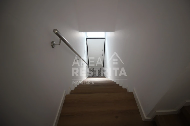 Moradia T3 para Venda em Seixal, Arrentela e Aldeia de Paio Pires Foto 18