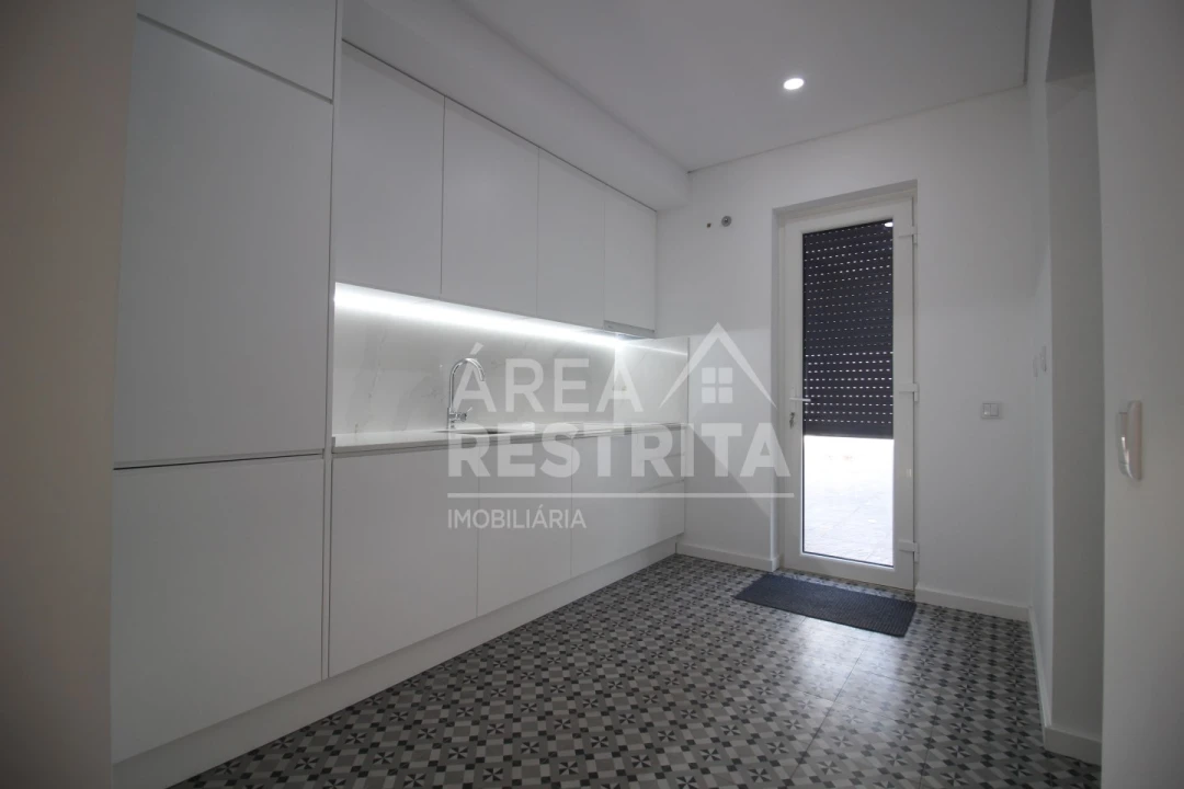 Moradia T3 para Venda em Seixal, Arrentela e Aldeia de Paio Pires Foto 2