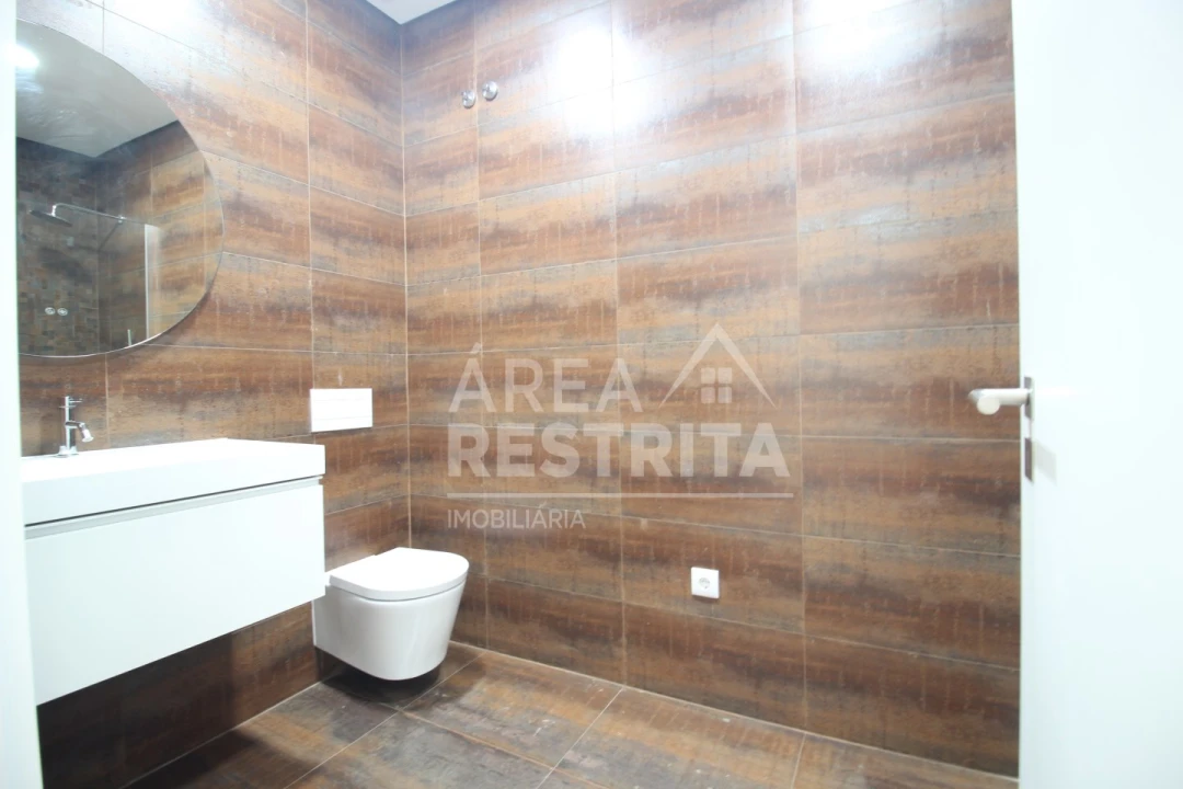 Moradia T3 para Venda em Seixal, Arrentela e Aldeia de Paio Pires Foto 34