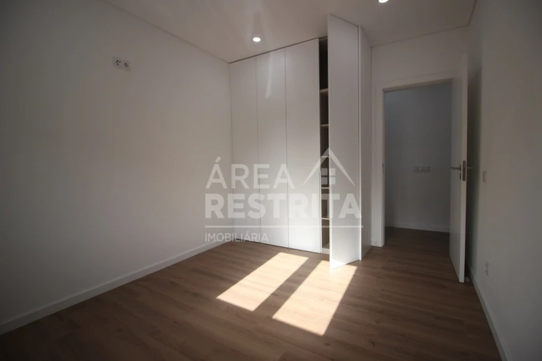 Moradia T3 para Venda em Seixal, Arrentela e Aldeia de Paio Pires Foto 17