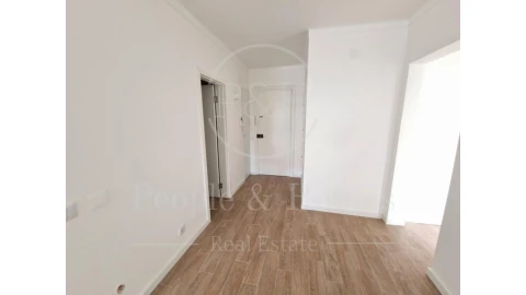 Apartamento T1 para Arrendamento em Cascais e Estoril