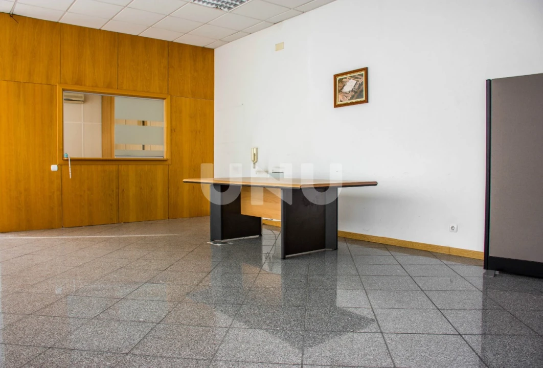 Escritório para Arrendamento em Covilhã e Canhoso Foto 3