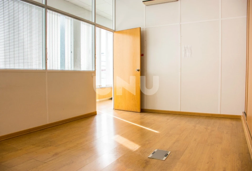 Escritório para Arrendamento em Covilhã e Canhoso Foto 7