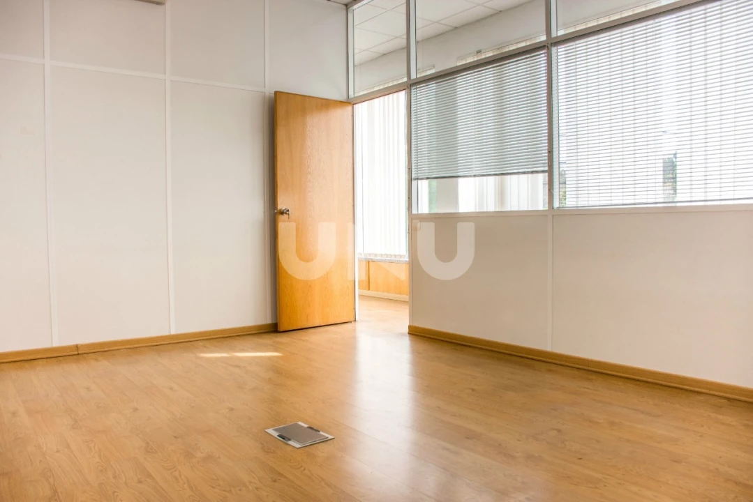 Escritório para Arrendamento em Covilhã e Canhoso Foto 8