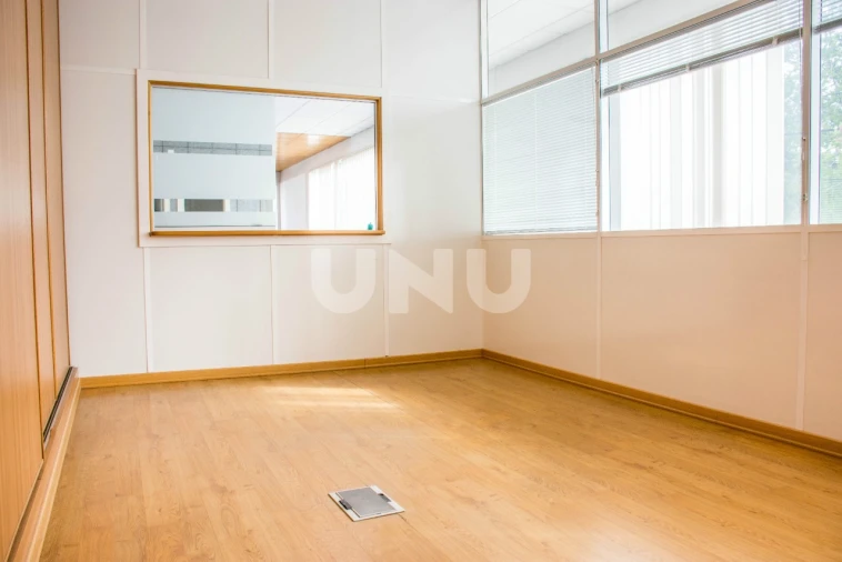 Escritório para Arrendamento em Covilhã e Canhoso Foto 6