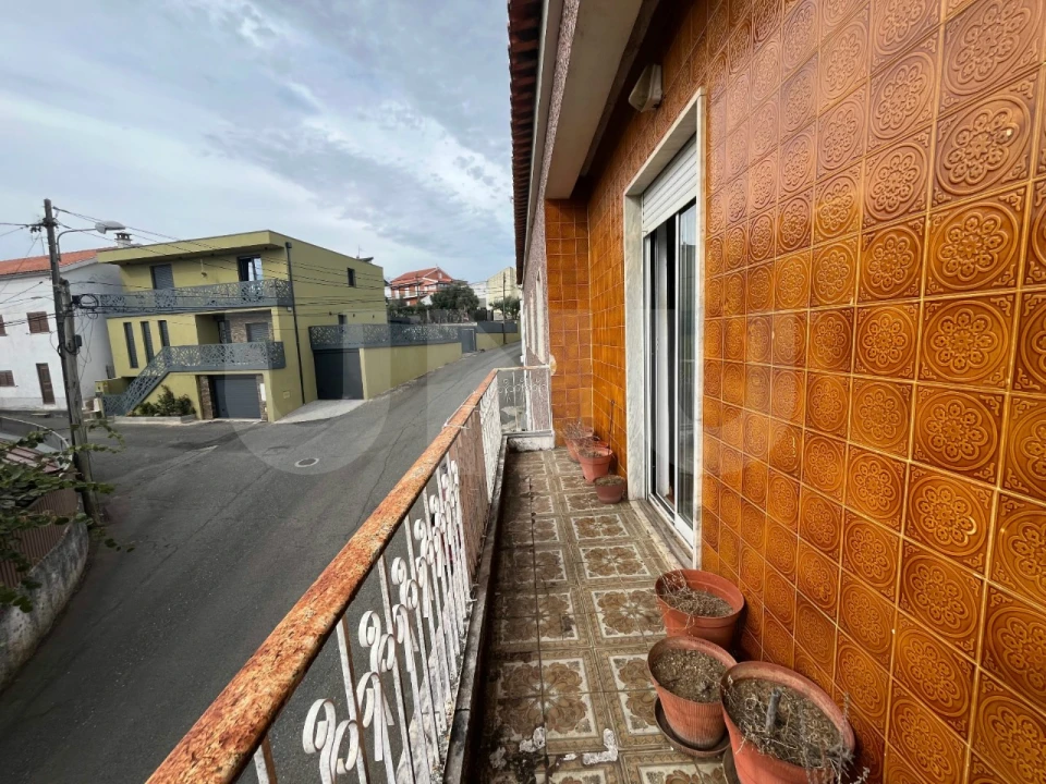 Moradia T4 para Venda em Peso e Vales do Rio Foto 12