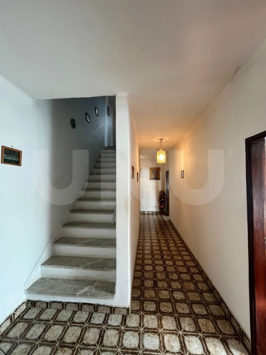 Moradia T4 para Venda em Peso e Vales do Rio Foto 7