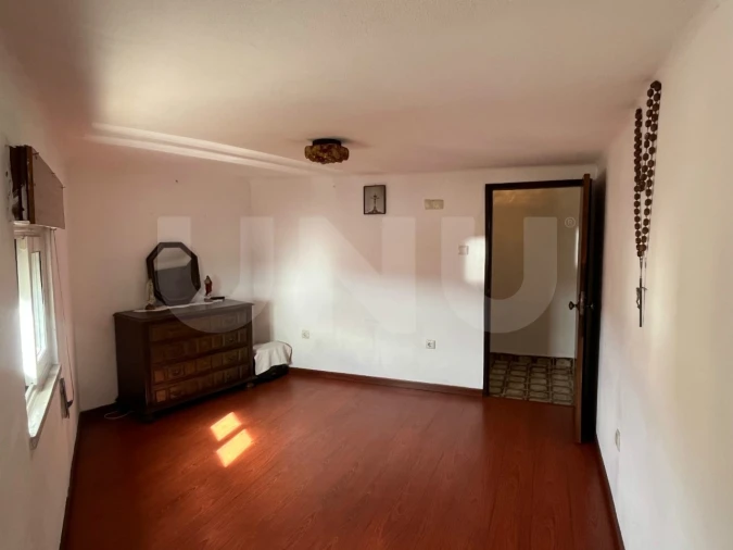 Moradia T4 para Venda em Peso e Vales do Rio Foto 18