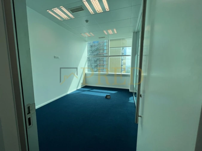 Escritório para Arrendamento em Santa Marinha e São Pedro da Afurada Foto 2