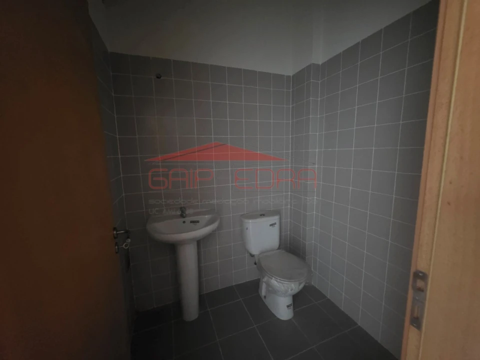 Loja para Venda em Buarcos Foto 25