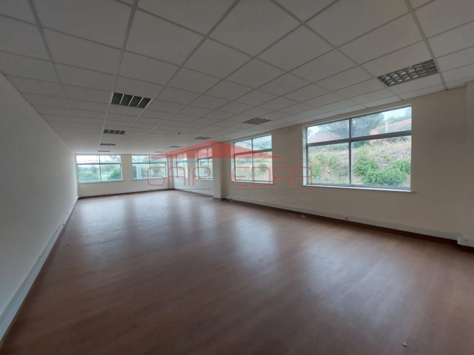 Escritório para Venda em Tavarede Foto 26