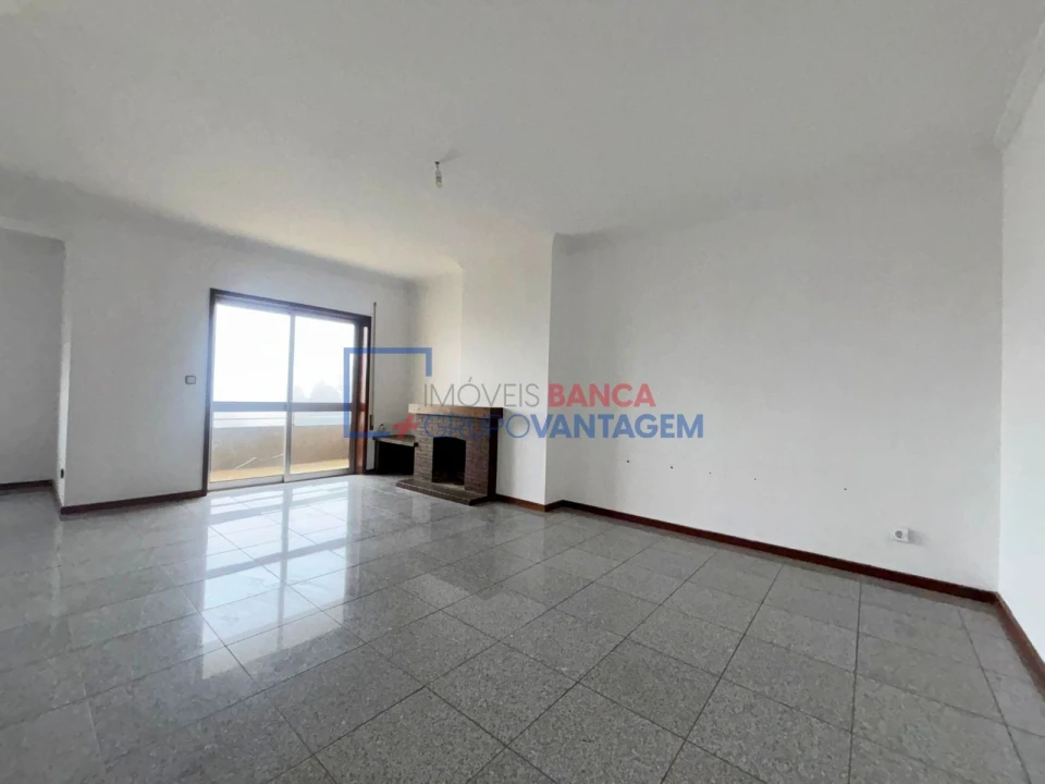 Apartamento T4 para Venda em Canidelo Foto 11