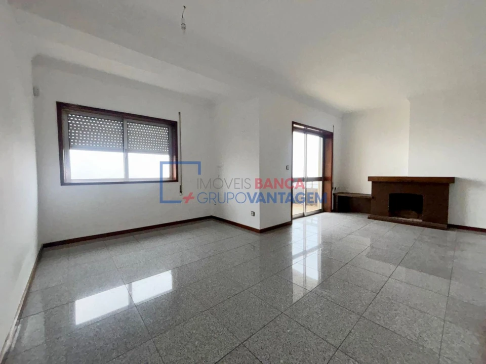 Apartamento T4 para Venda em Canidelo Foto 15