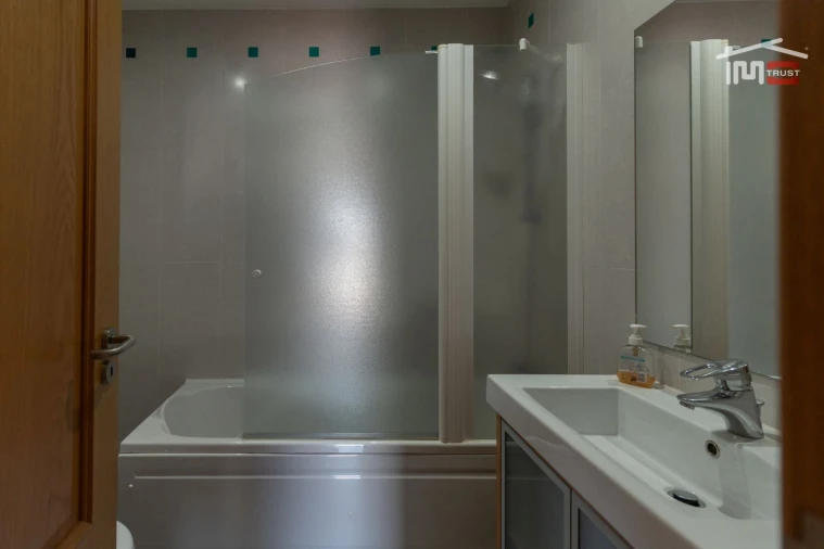 Apartamento T2 para Arrendamento em Fatima Foto 6