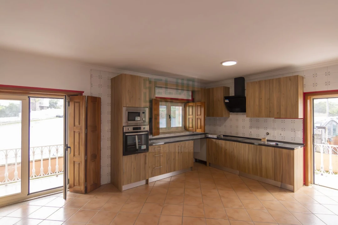 Moradia T3 para Venda em Nine Foto 4